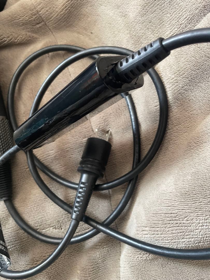 ダイソン　ヘアードライヤー　HD08 dyson