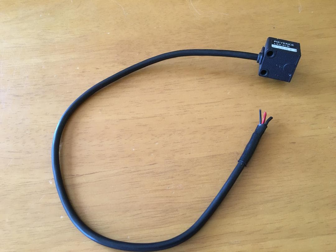 【電子機器】超小型デジタルレーザセンサ 本体+投受光部　（１組)