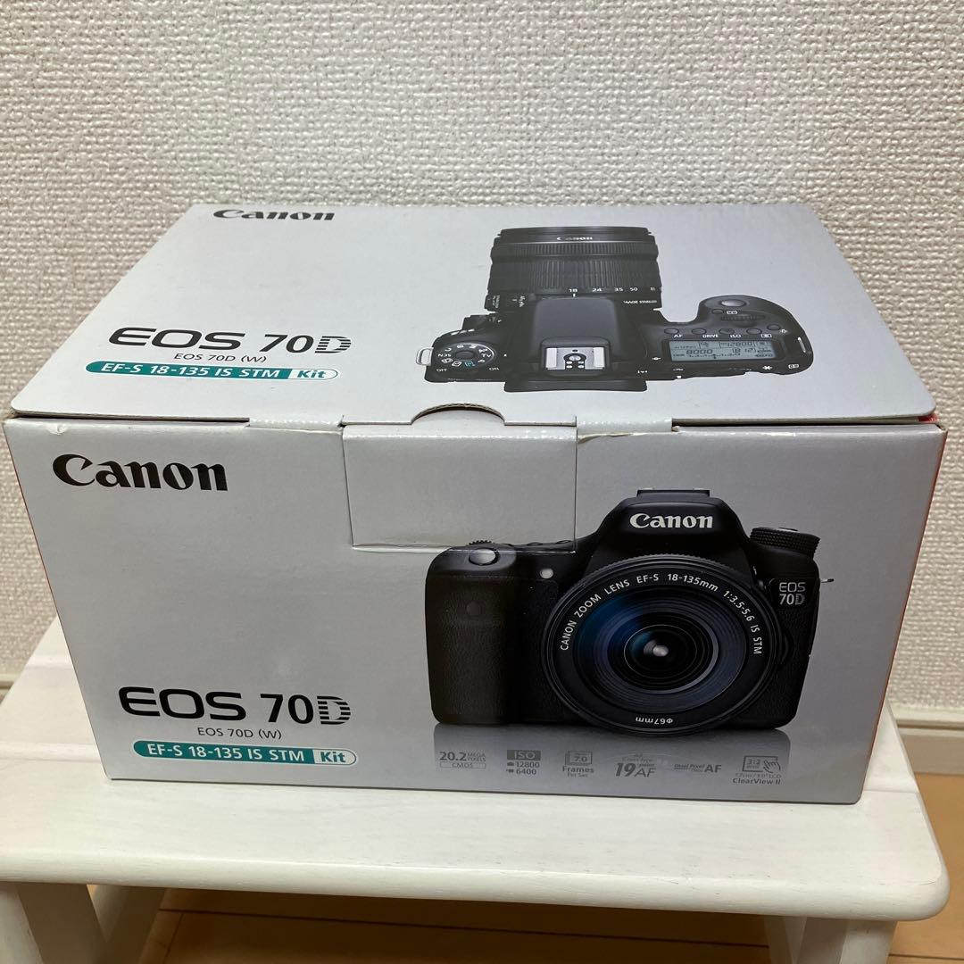 【箱有美品】Canon EOS 70D本体＋18-135㎜レンズセット他
