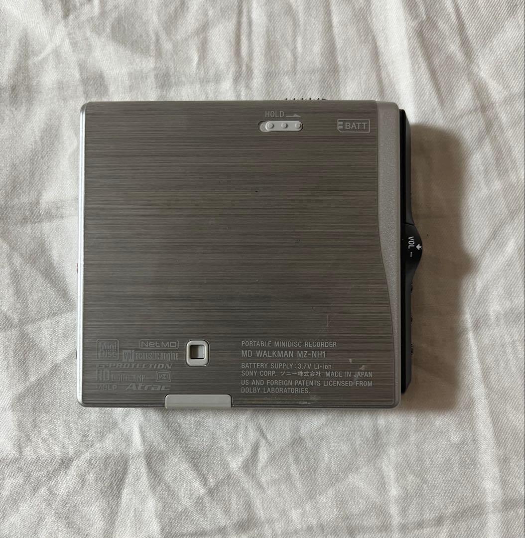 MDウォークマン　SONY MZ-NH1