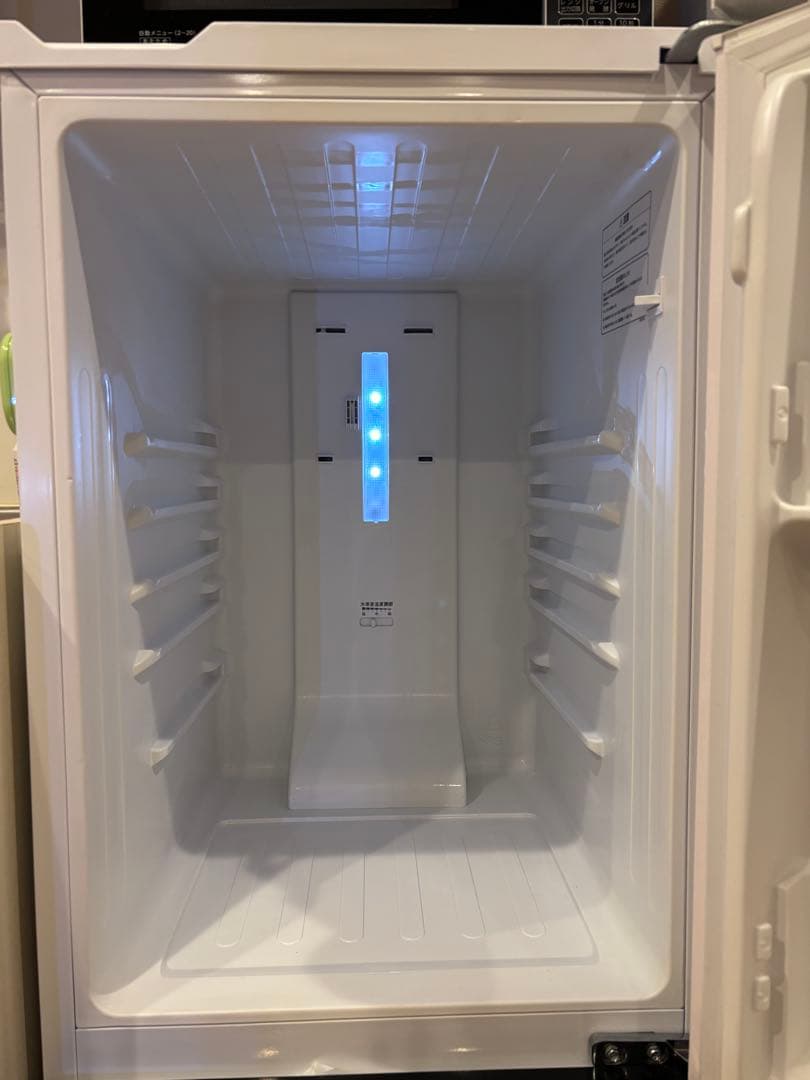 hisense 冷蔵庫　2019年製　HR-D15C
