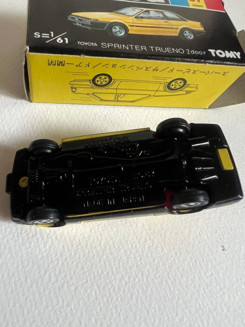 トミカミニカー　トヨタ　スプリンター2ドア