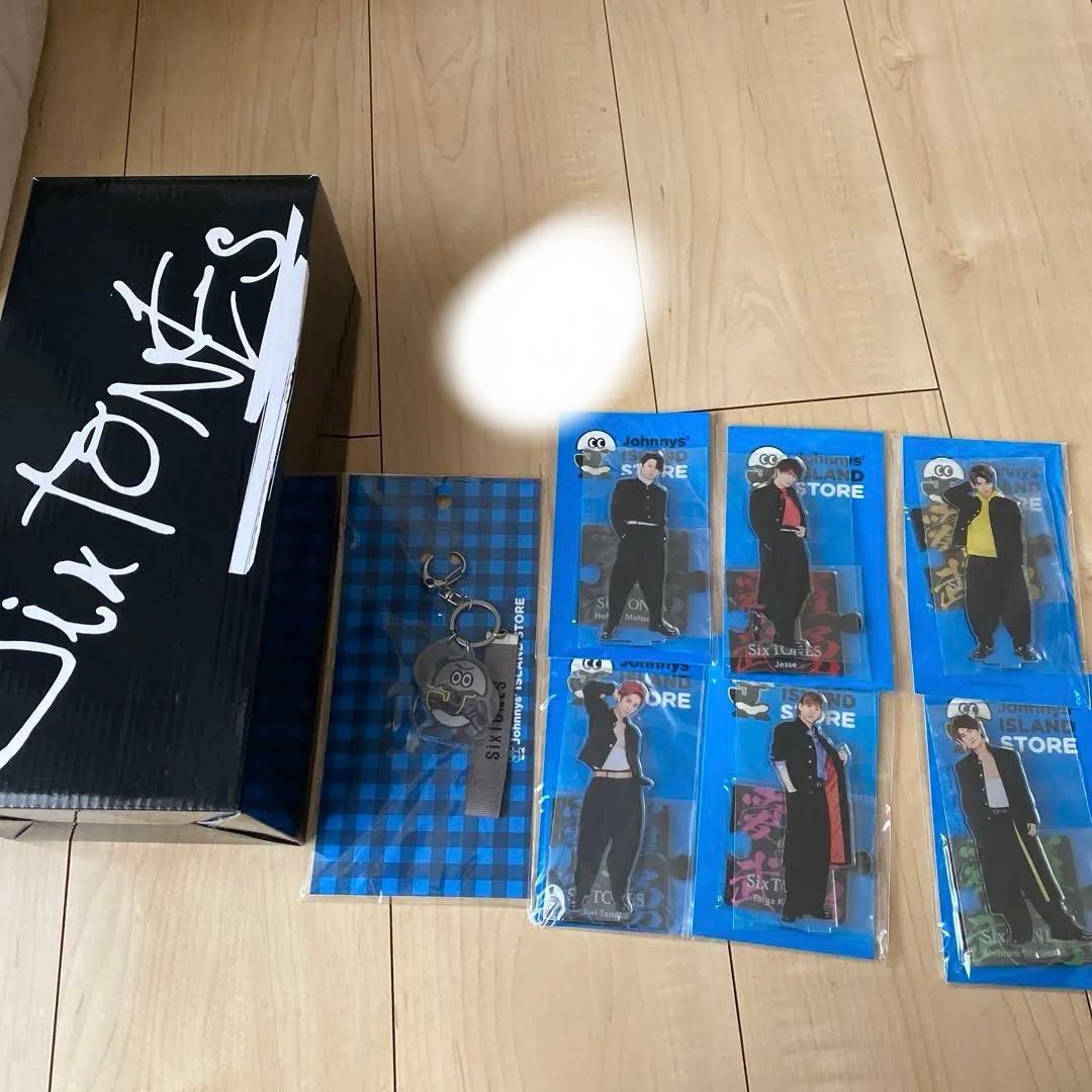 SixTONES アクスタ　ペンライト