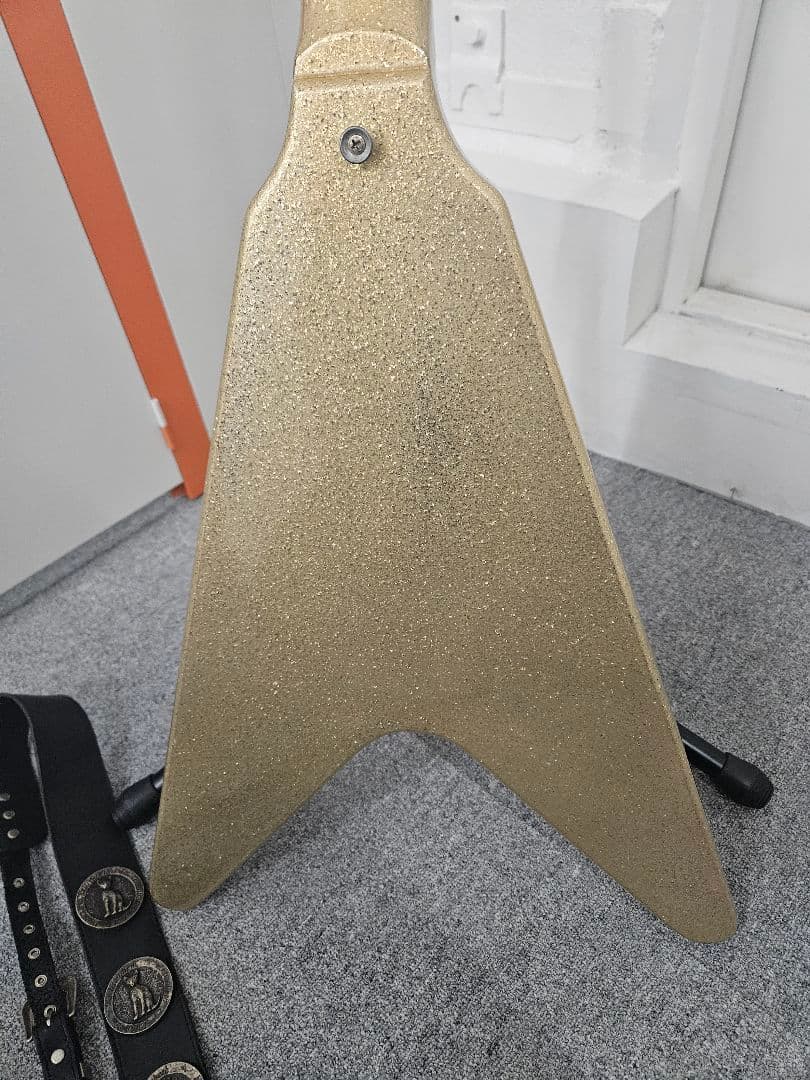 激レア！フェルナンデス BURNY LV-115KK フライングvタイプラルク