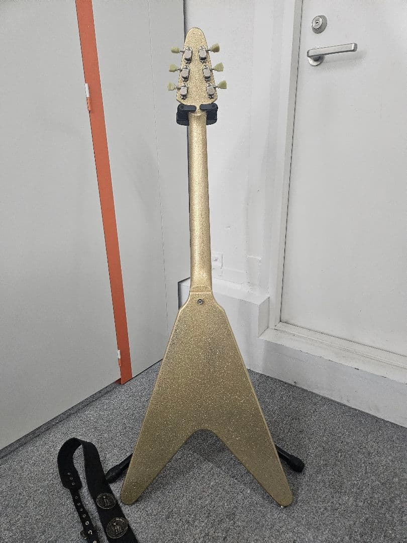 激レア！フェルナンデス BURNY LV-115KK フライングvタイプラルク