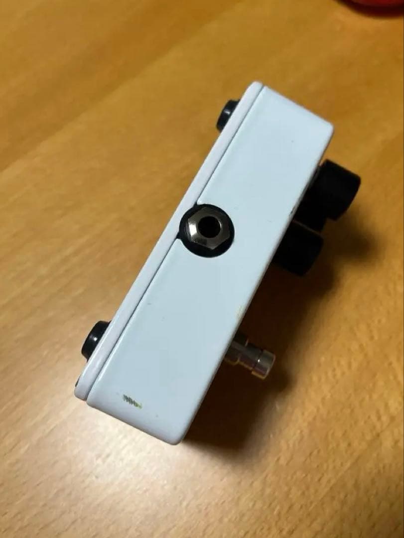 electro-harmonix FLATIRON FUZZ ファズ