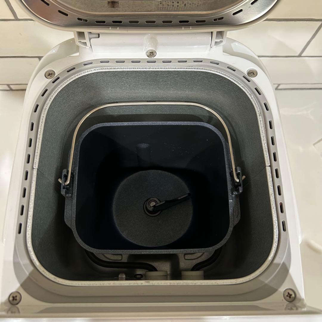 【2025年製】美品　Panasonic SD-MT4 ホームベーカリー