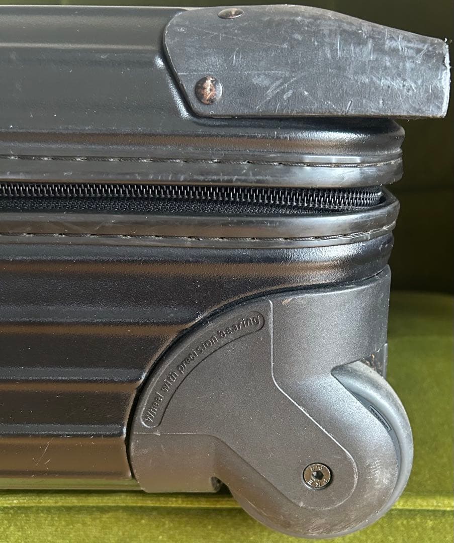 RIMOWA サルサ 機内持込み2輪