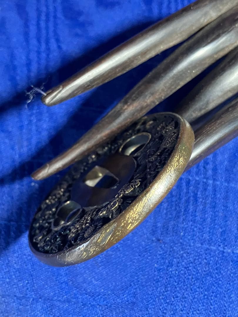 鍔　日本刀　金象嵌　獅子　牡丹　菊　銅鍔　時代物