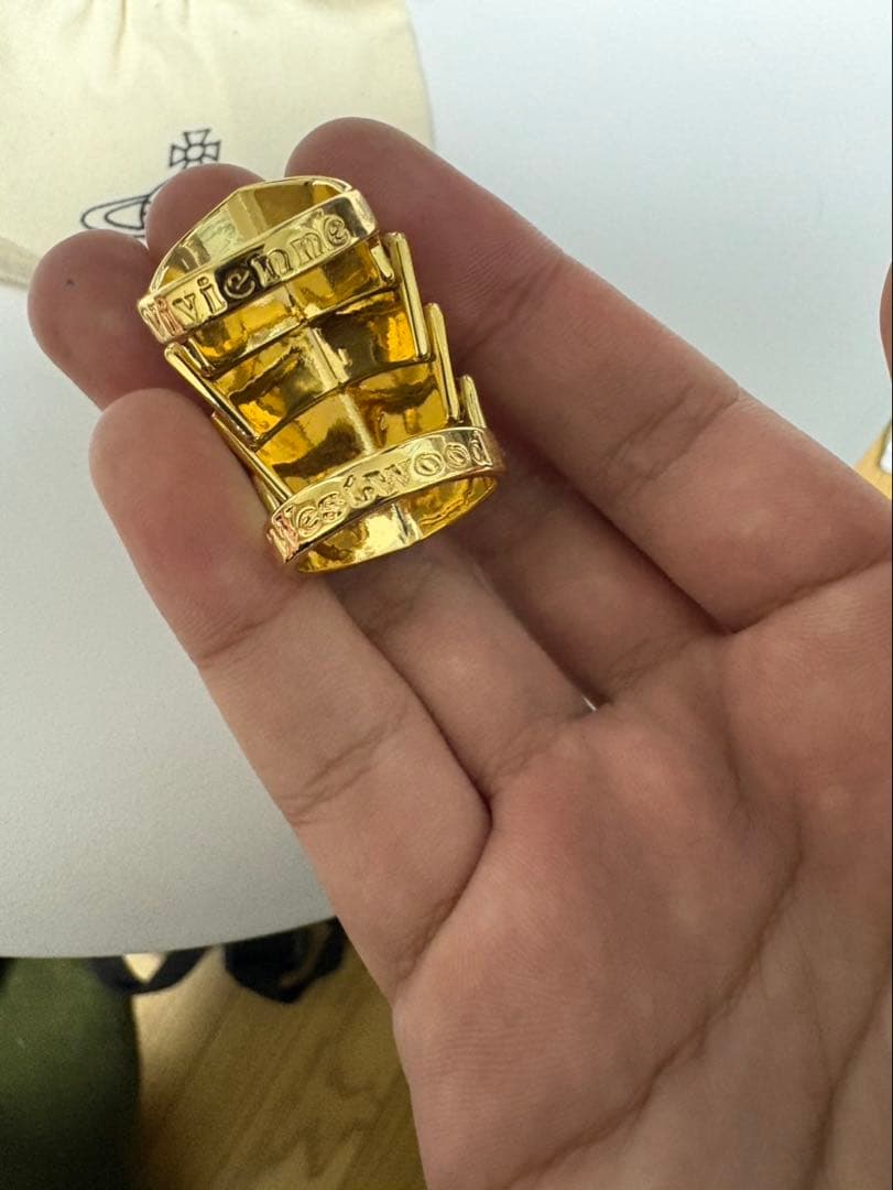 希少✨ヴィヴィアン　アーマーリング　リング　ホワイト　ゴールド