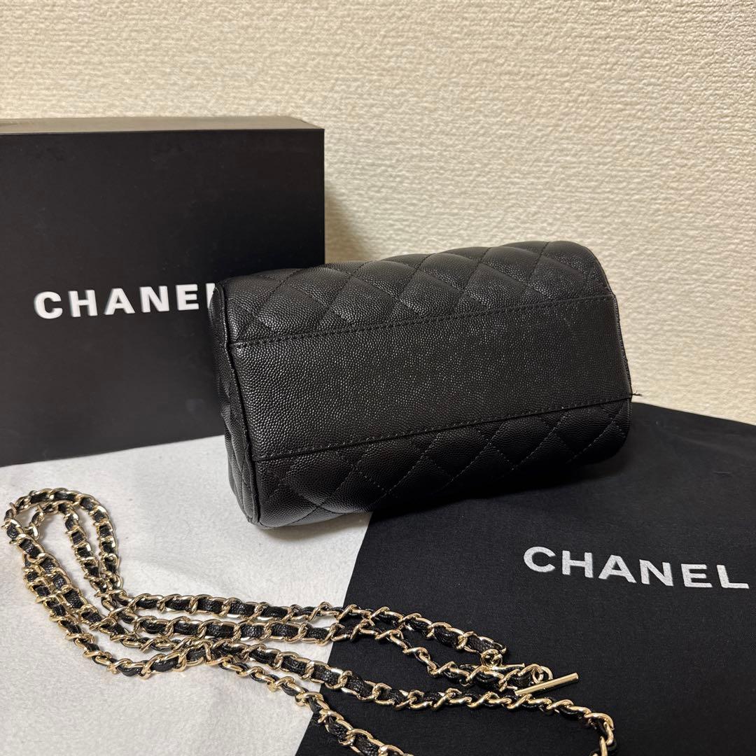 CHANEL 新品　ノベルティ　ショルダーバッグ　シルバーチェーン　ブラック