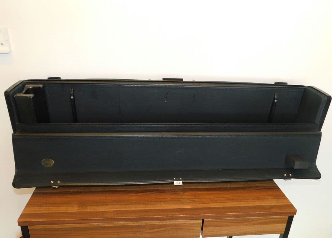 Roland ローランドD-20 シンセサイザー ハードケース付