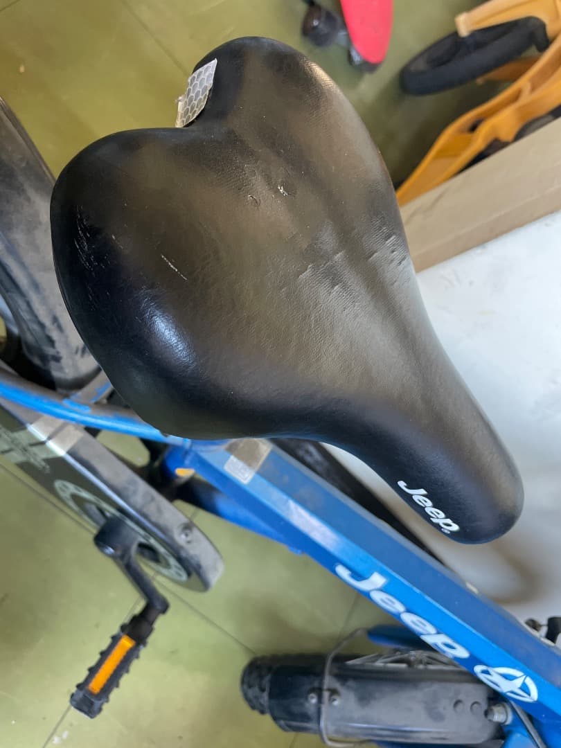 Jeep ジュニアサイクル 青 バスケット付き