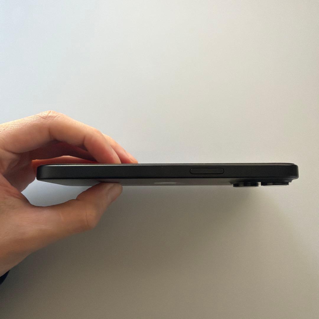 【中古美品】iPhone 15 128GB 黒 ブラック