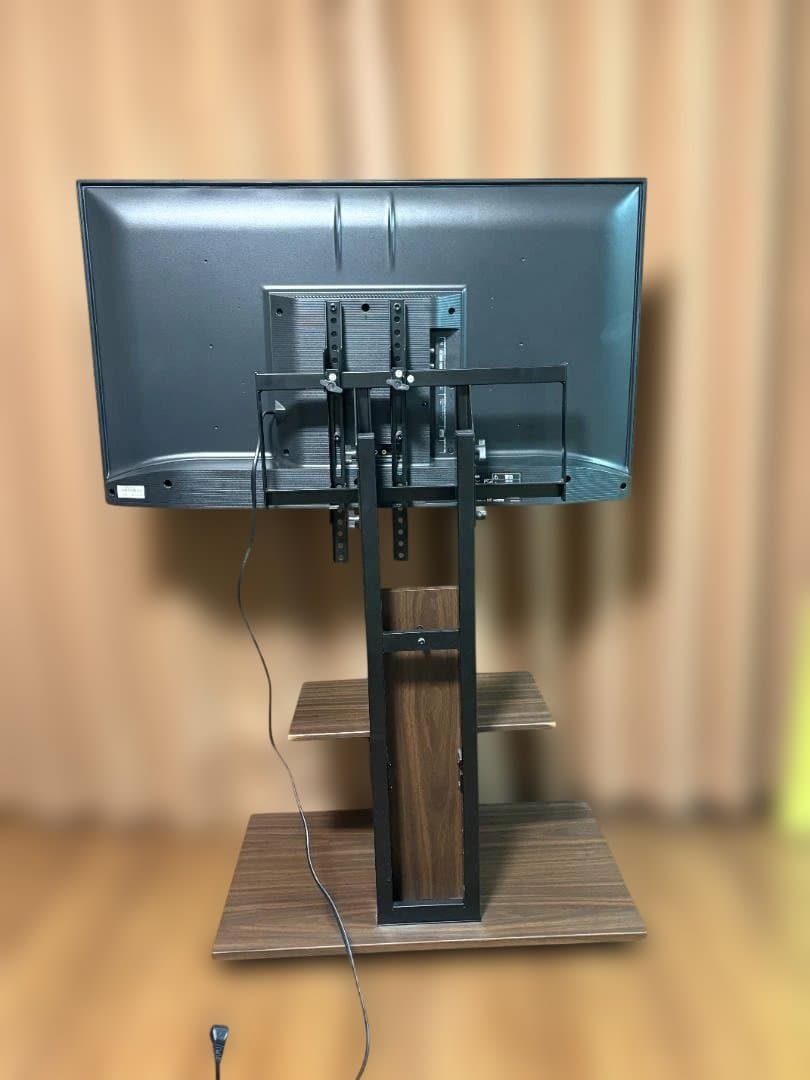 【美品・中古】タンスのゲン・耐震テレビスタンド・32～77インチ・高さ無段階調整