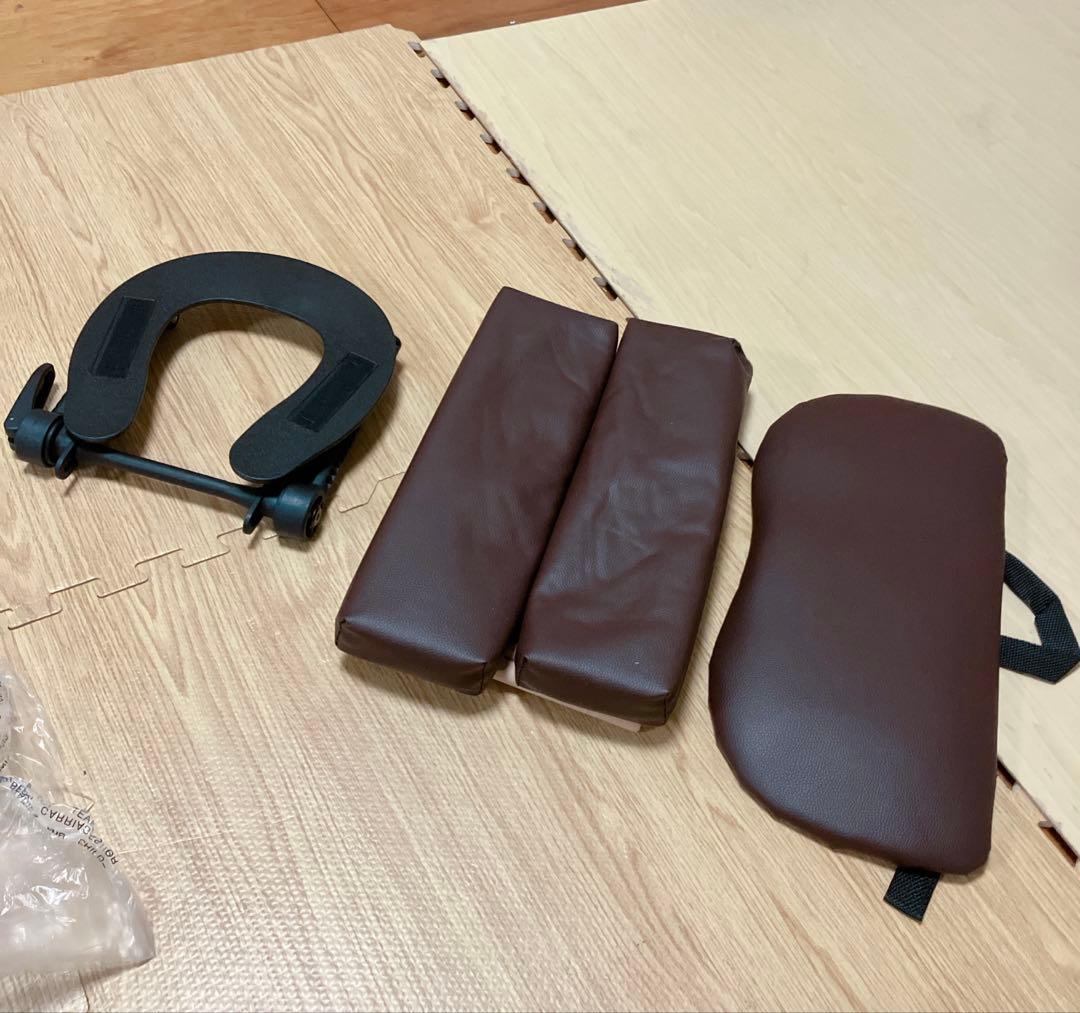 未使用　折りたたみ　エステベッド　マッサージベッド　持ち運びカバー付き