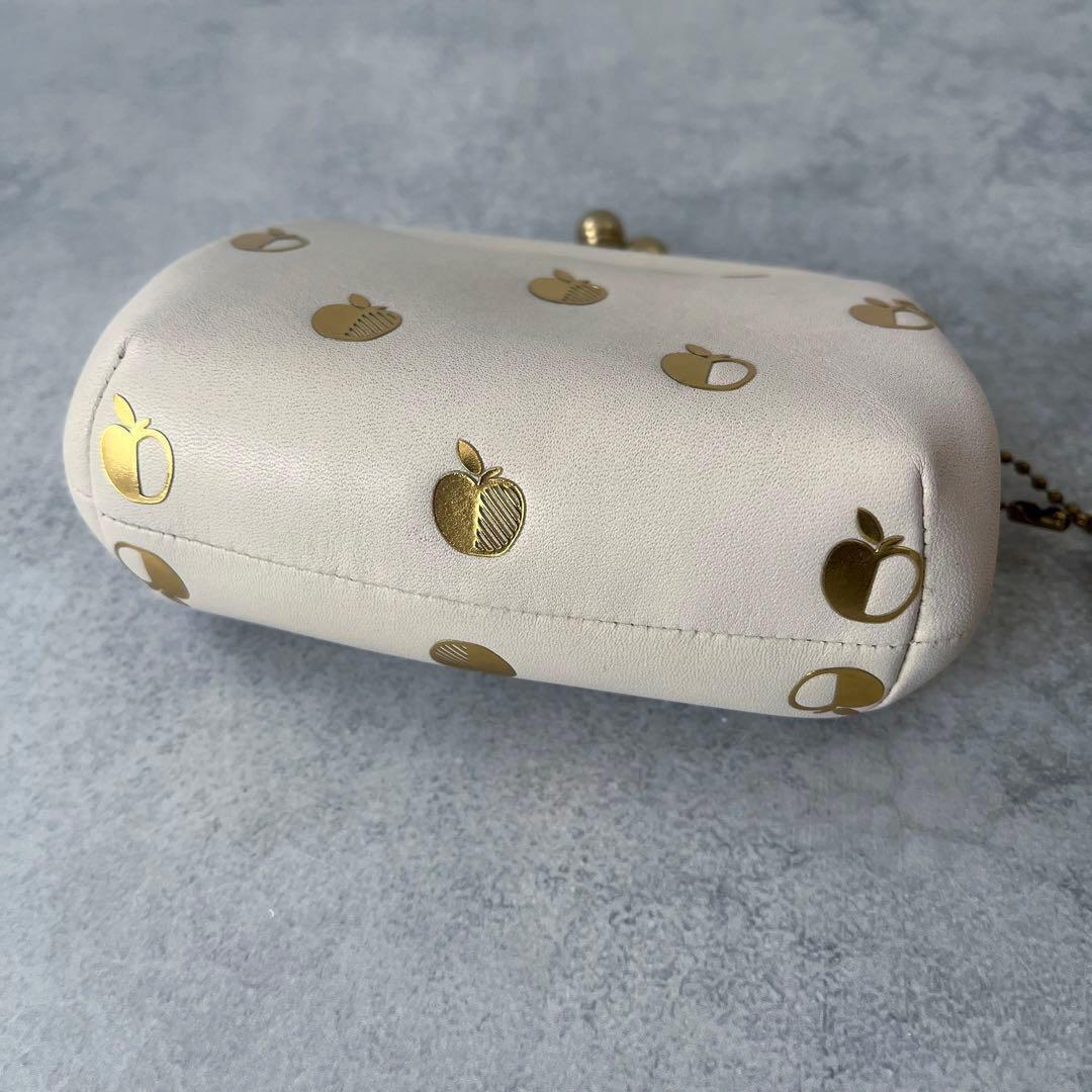 未使用 コーチCOACH リンゴ柄 がま口 ケース