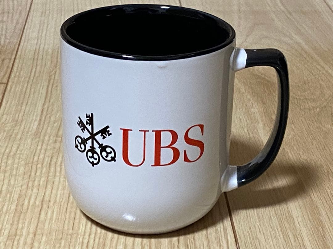 ⭐️ 緊急出品！話題のあの UBS ⭐️ マグ 新品未使用！⭐️ついに残り１個！