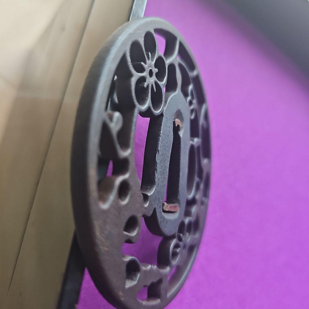 京透図鍔⑦　縦80mm横80mm厚さ4mm 時代物 刀装具