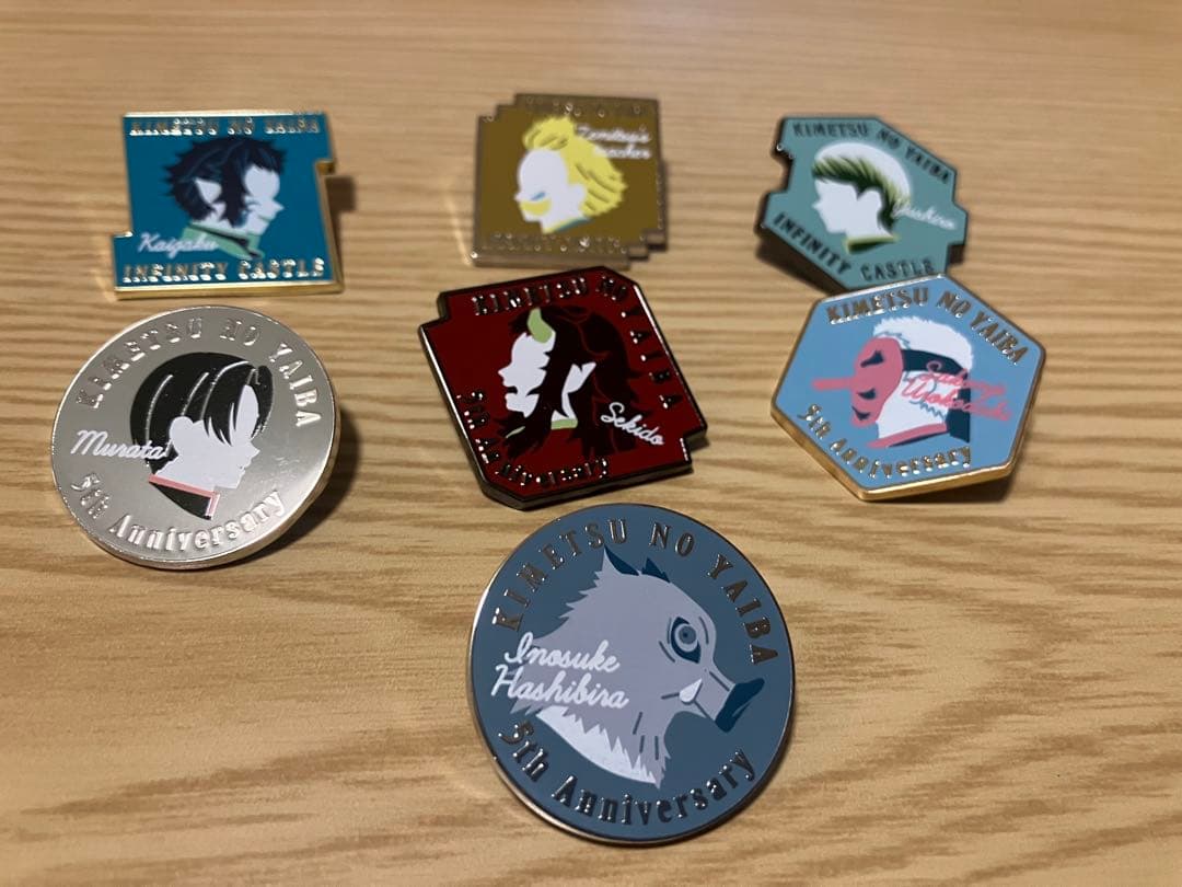 鬼滅の刃　ピンズ　おまとめ売り7個