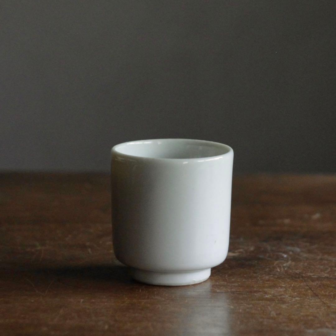 白磁 筒碗 No.2 筒盃 古道具 アンティーク 検 ） 伊万里波佐見平佐