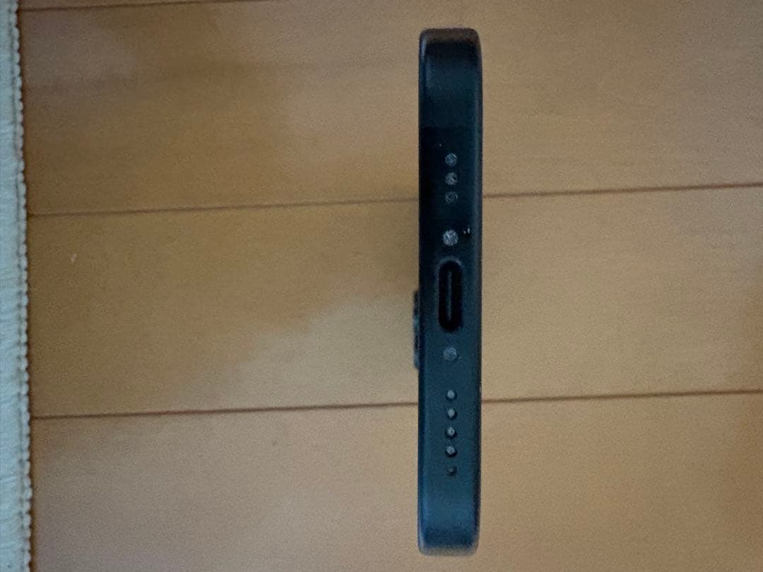 Apple iPhone 15 ブラック 本体　SIMロックなし