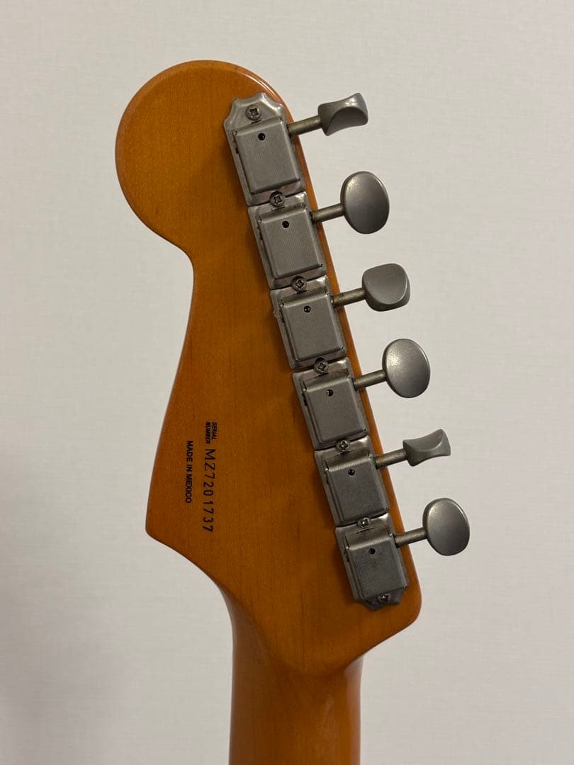 フェンダーメキシコ　ストラトキャスター（ネック捻れあり）