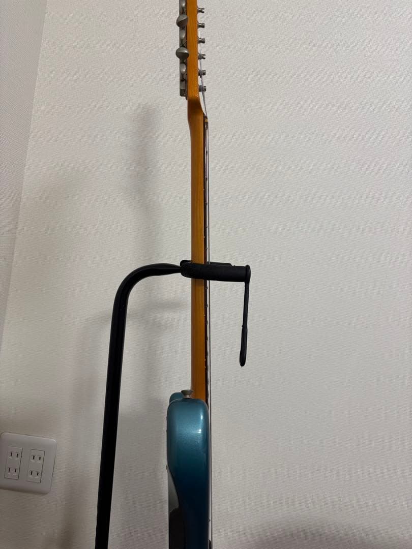 フェンダーメキシコ　ストラトキャスター（ネック捻れあり）