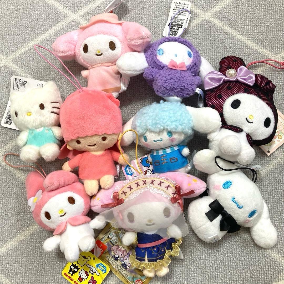 サンリオ　ぬいぐるみ　マスコット　新品未使用　タグ付　ハローキティ　まとめ売り