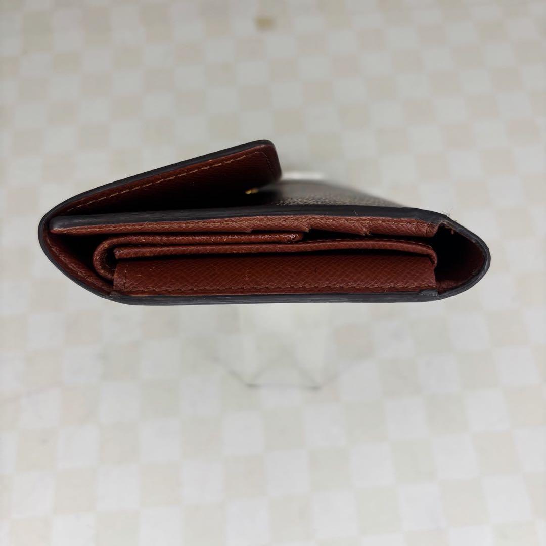 極美品　LOUIS VUITTON ルイヴィトン　長財布　二つ折り　M06