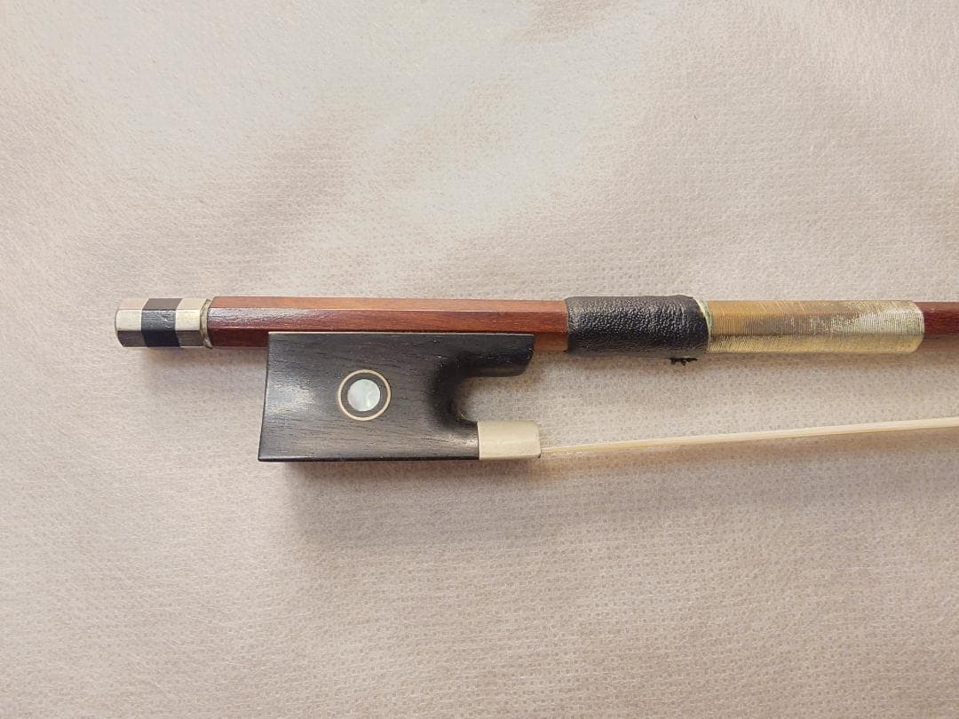 【送料無料】GRAZIOSO バイオリン弓 分数バイオリン 1/2対応