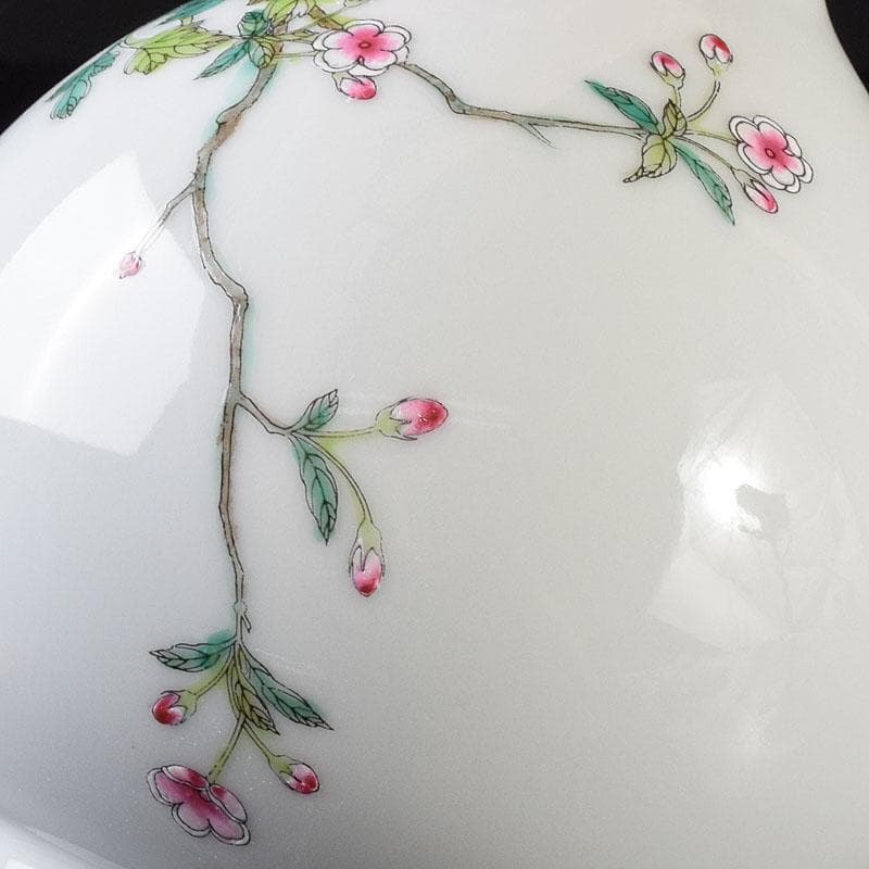 中国　大清乾隆年製　粉彩　牡丹文　長頸瓶　一輪挿し　M　8018E