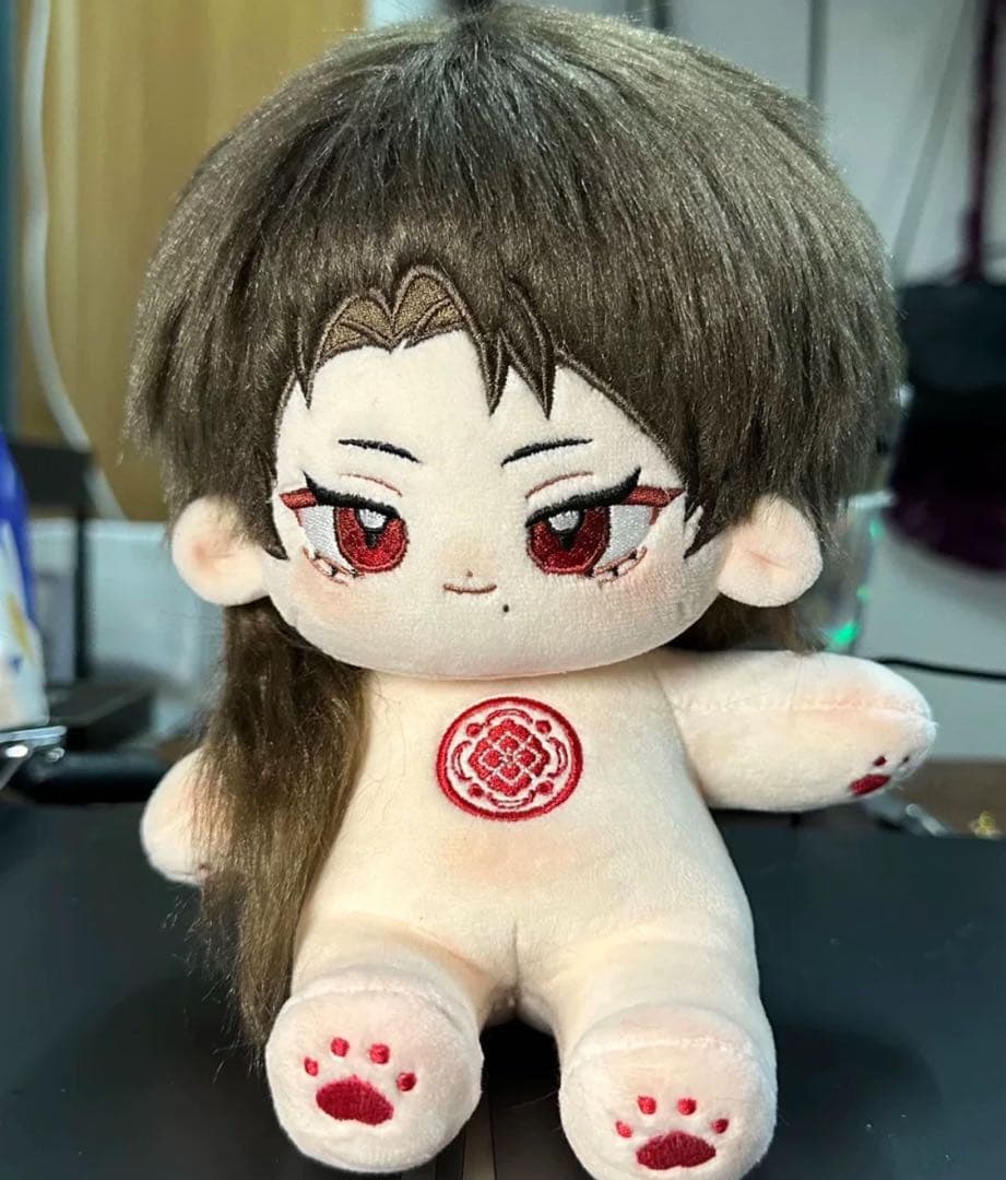 《茶髪赤目》大人気な激レア可愛い着せ替えぬいぐるみ《20cm》