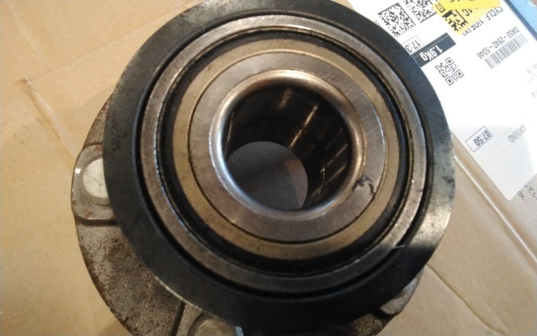 シルビア　D-MAX ハブベアリング 5ボルト 　片側