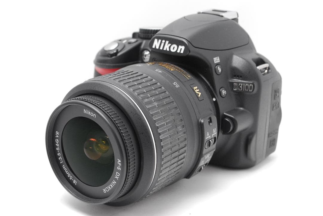 【美品】届いてすぐ使える安心の一眼レフデビューセット Nikon D3100