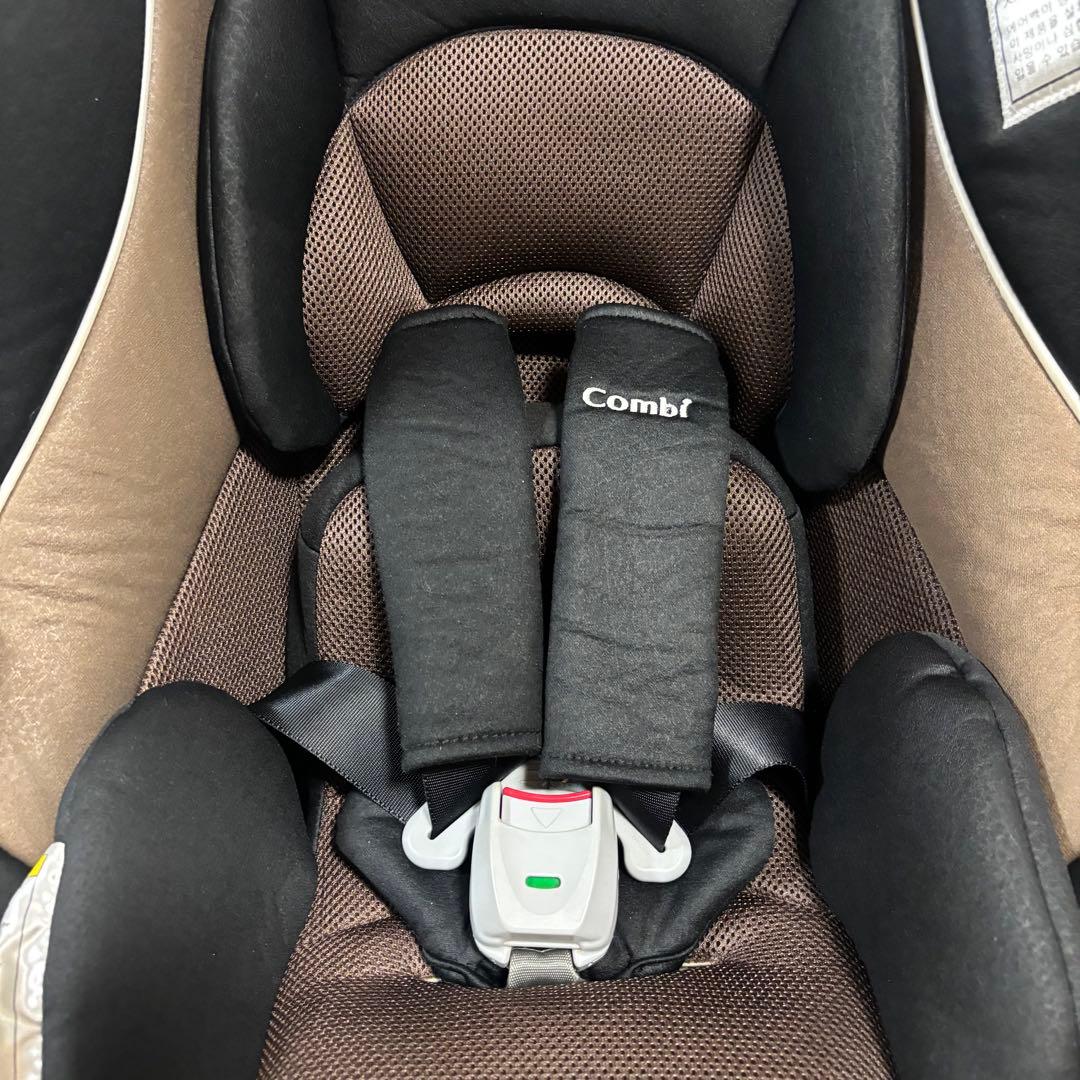 【極美品】　Combi コンビ　回転チャイルドシート ゼウスターンユーロ