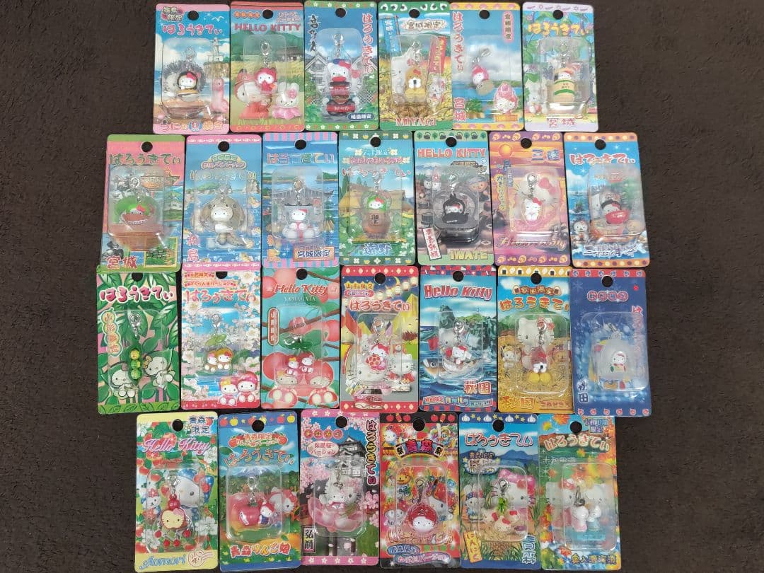 Hello Kitty ハローキティ 東北限定ファスナーストラップ26種セット