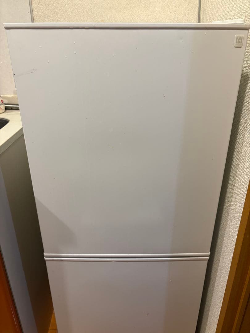 【急ぎのため格安・送料込み・美品】ホワイト 2ドア冷蔵庫 スタンド式