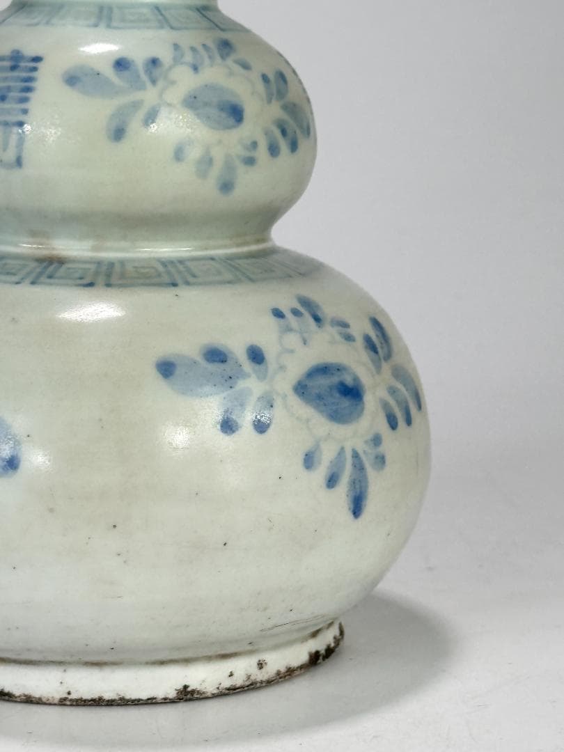 韓国美術　李朝時代　白磁　染付 青花　寿字文　花卉文　瓢箪瓶　花瓶 朝鮮古陶磁