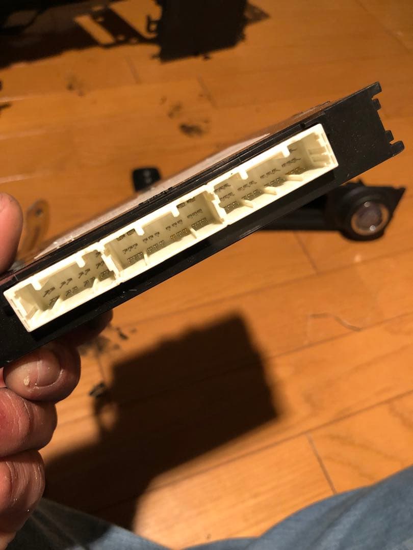 ZN6 86前期キーレススターター　ECU コンピューターユニットセット