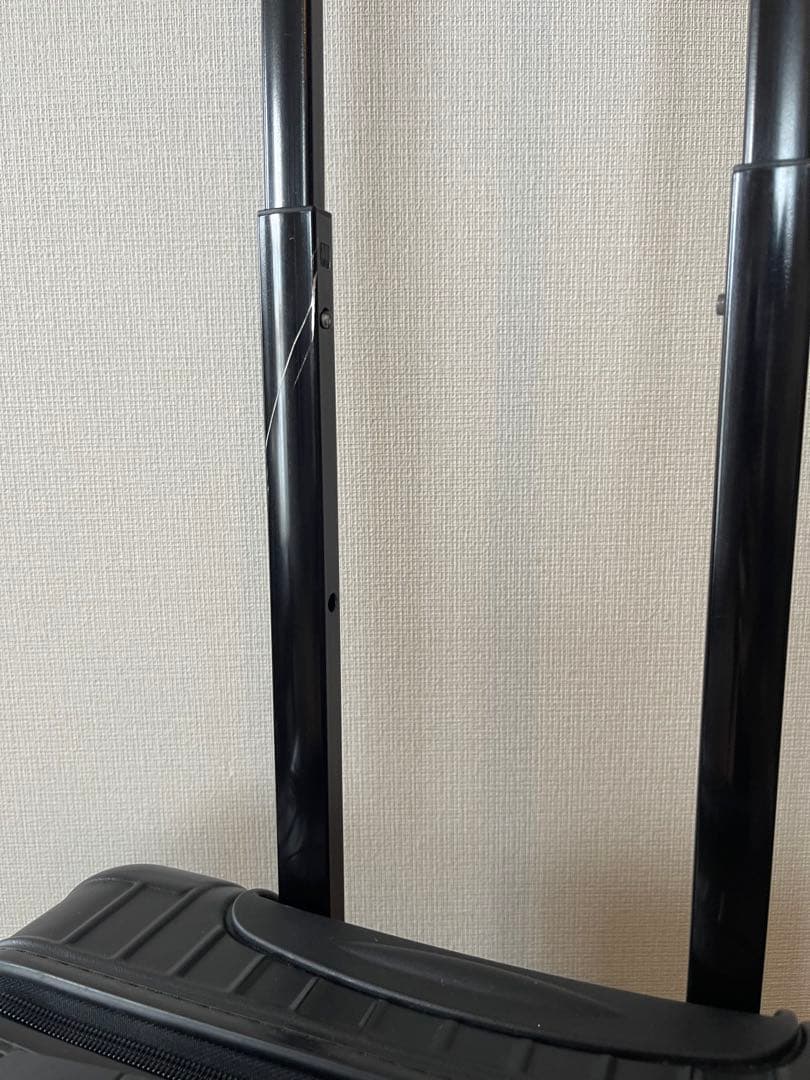 RIMOWA ブラック スーツケース 4輪