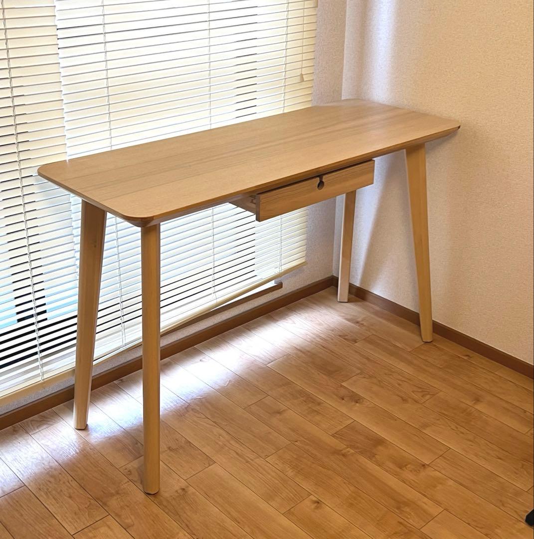 【IKEA】LISABOシリーズ　パソコンデスク