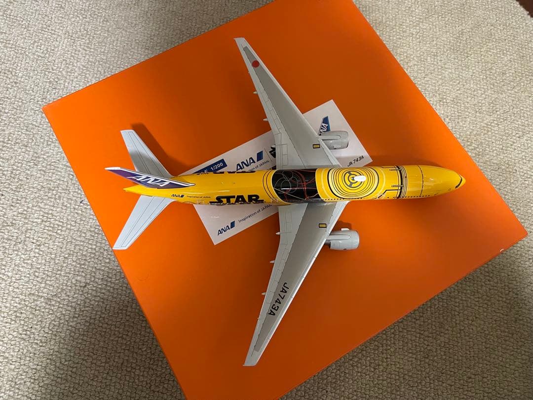 ANA スターウォーズC3POデザイン 777 1/200(jcwing)