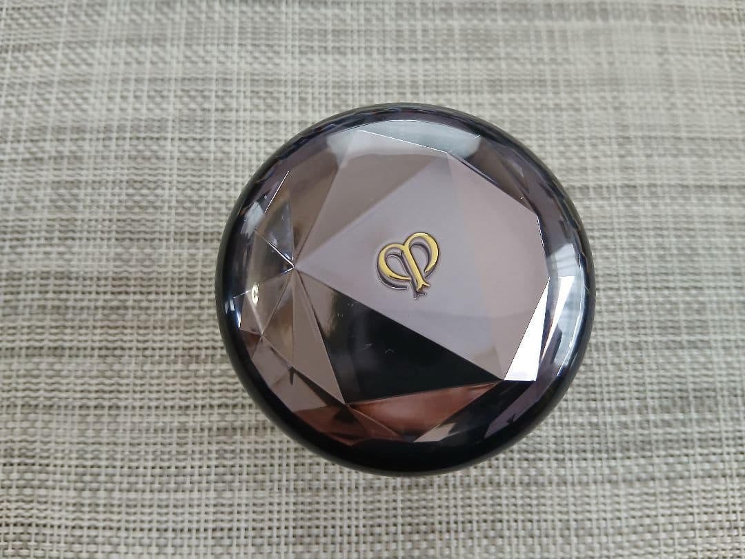 クレ・ド・ポーボーテ　ル·フォンデゥタンn オークル10 　30g