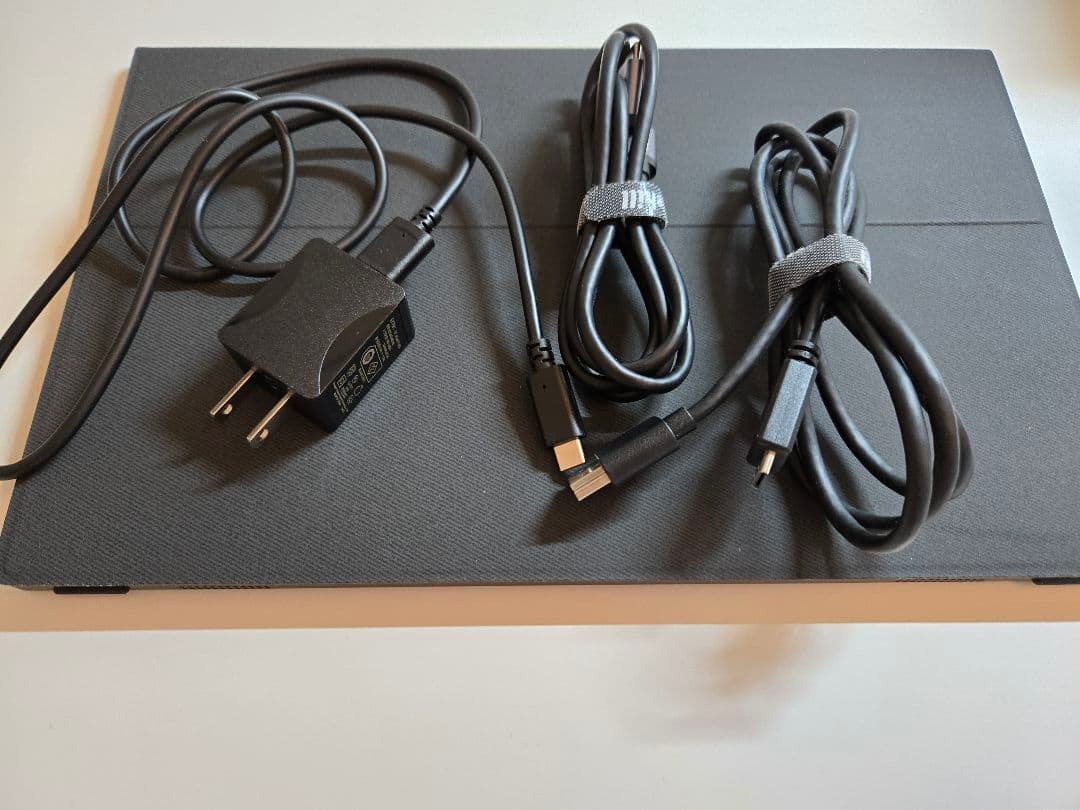 13.3インチ FHD OLED 有機EL ポータブルモニター