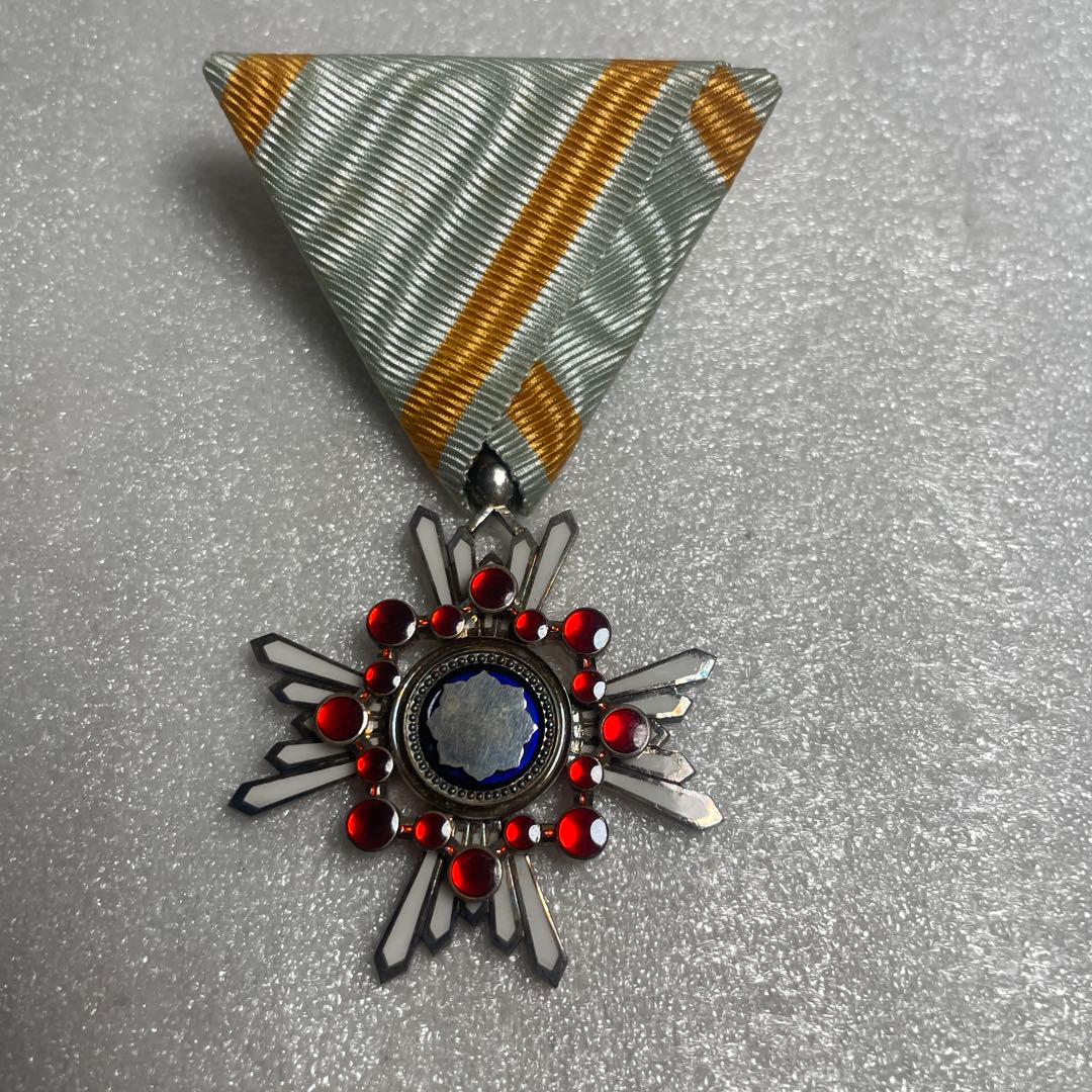 【希少・完品】勲六等瑞宝章 略綬・共箱付き 勲章 記章