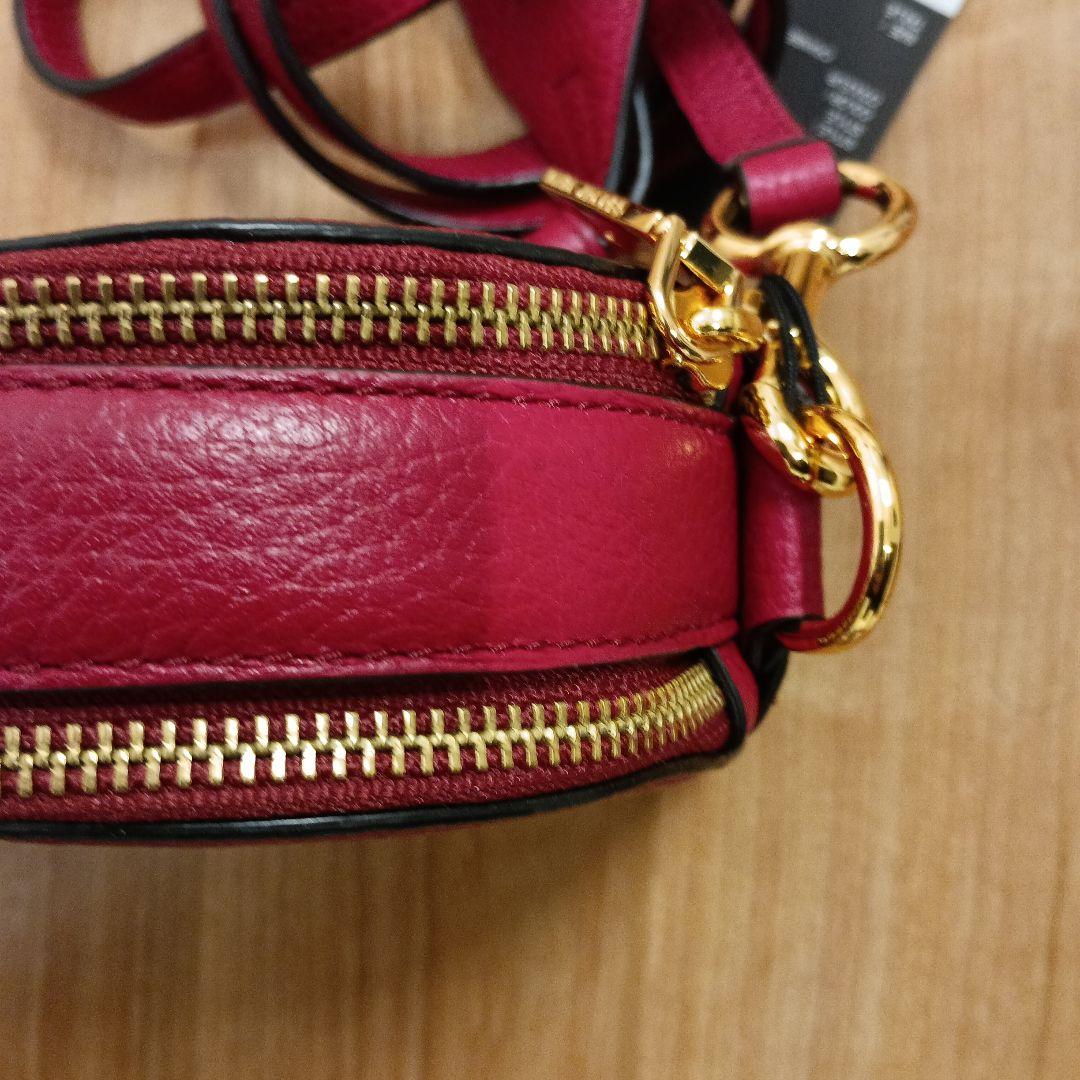 新品 未使用品 ダク付き MARC JACOBS レッドショルダーバッグ