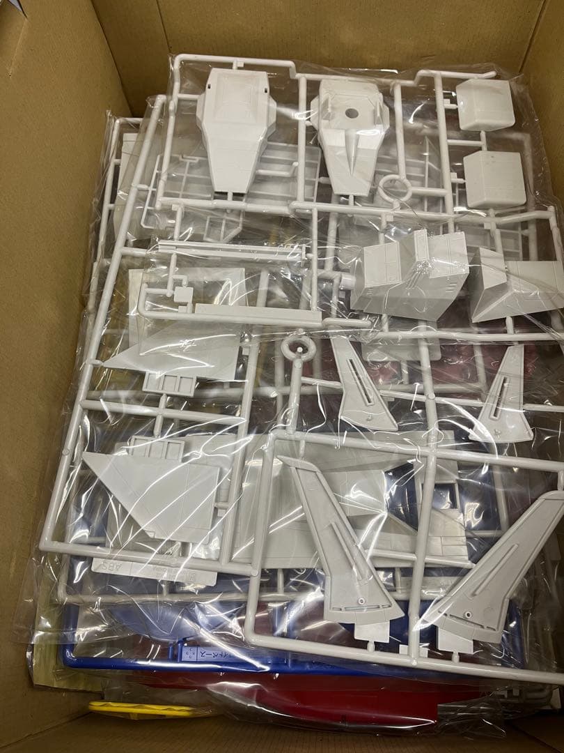 ホワイトベース SCV-70 1/400スケールモデルキット