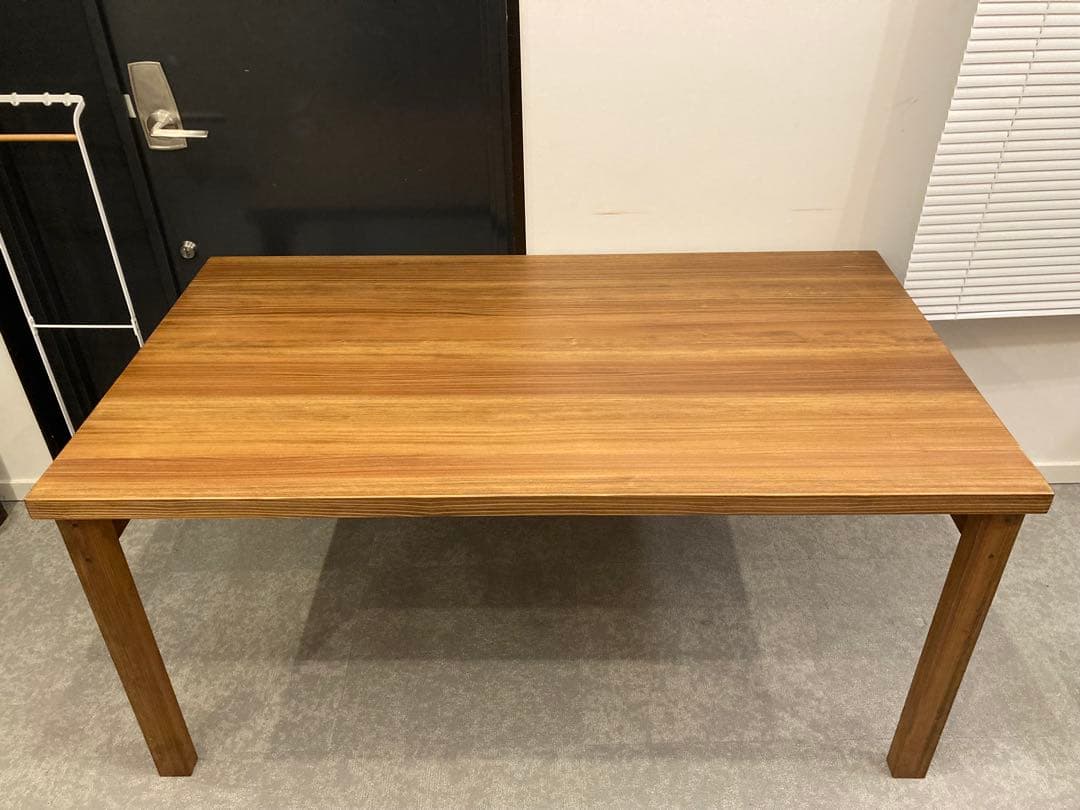 ロ*ん様 木製（杉）ダイニングテーブル