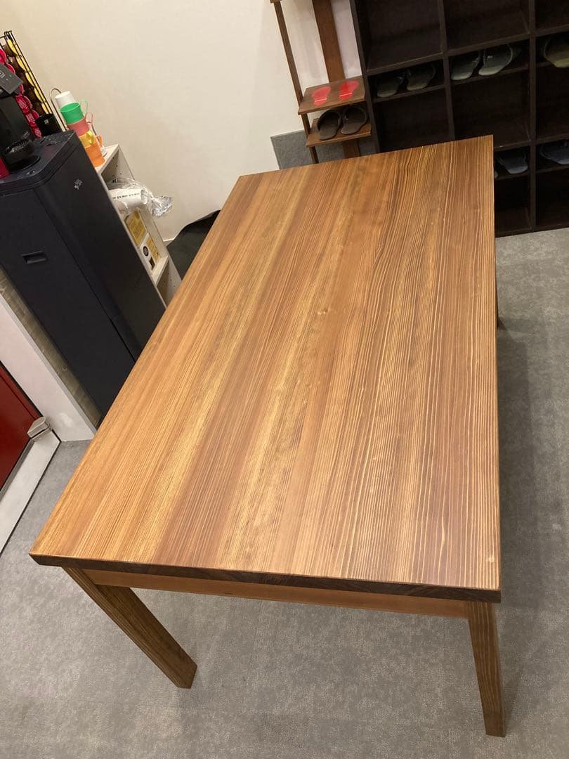 ロ*ん様 木製（杉）ダイニングテーブル